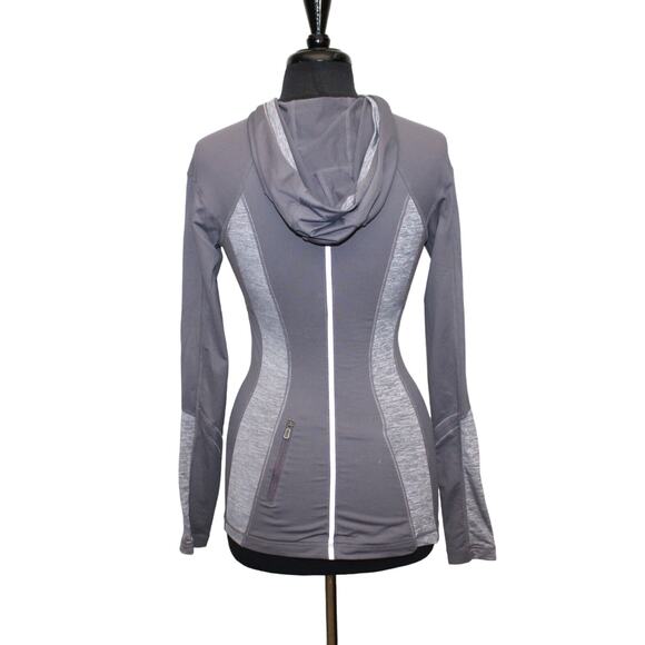 A6 Authentic LULULEMON Cross Train Hooded Pullover Gray Top Size XS - Picture 3 of 4